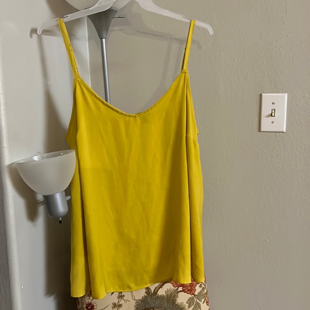#187TORRID 2,Top Yellow lemon